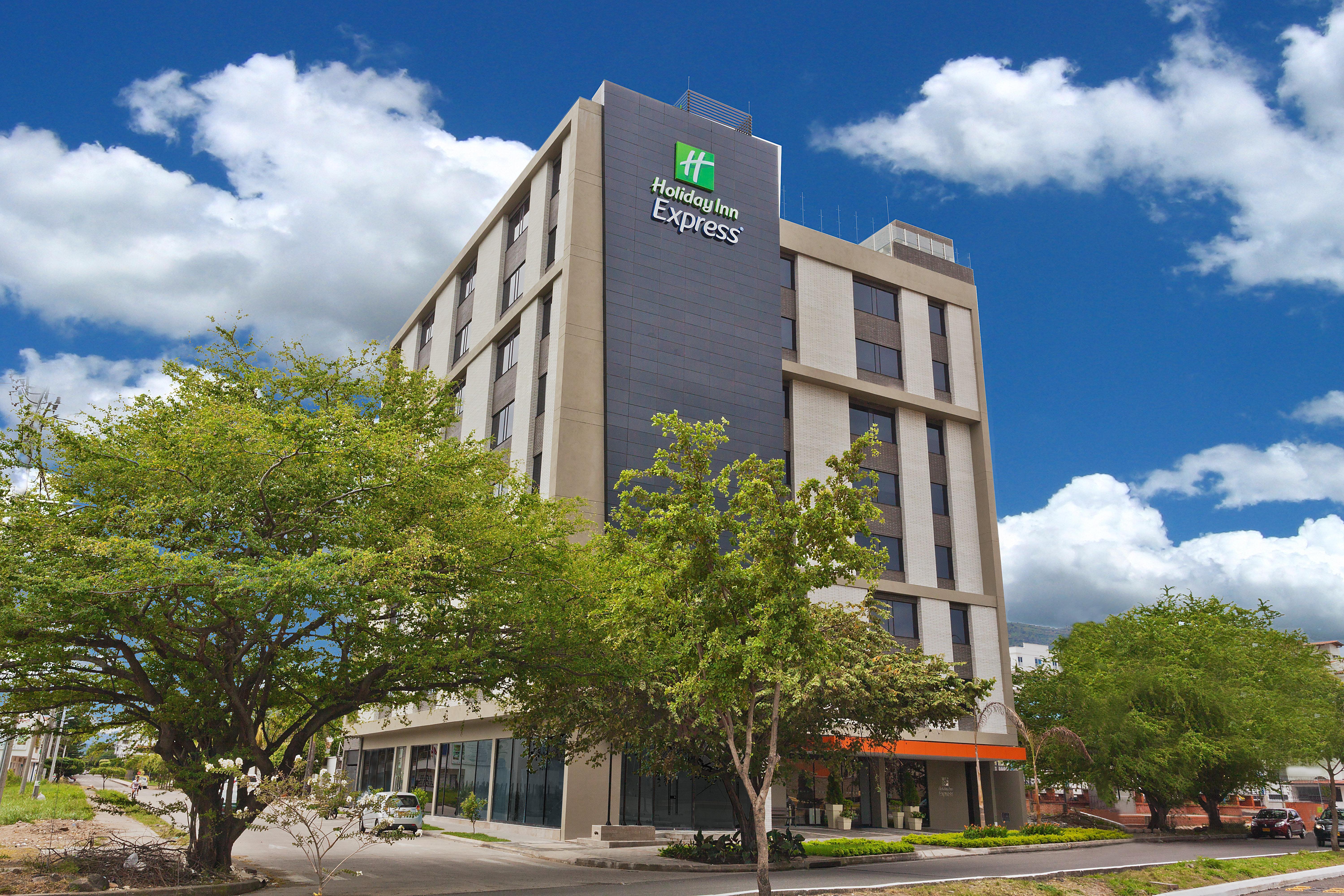 Holiday Inn Express Yopal By Ihg Exterior photo