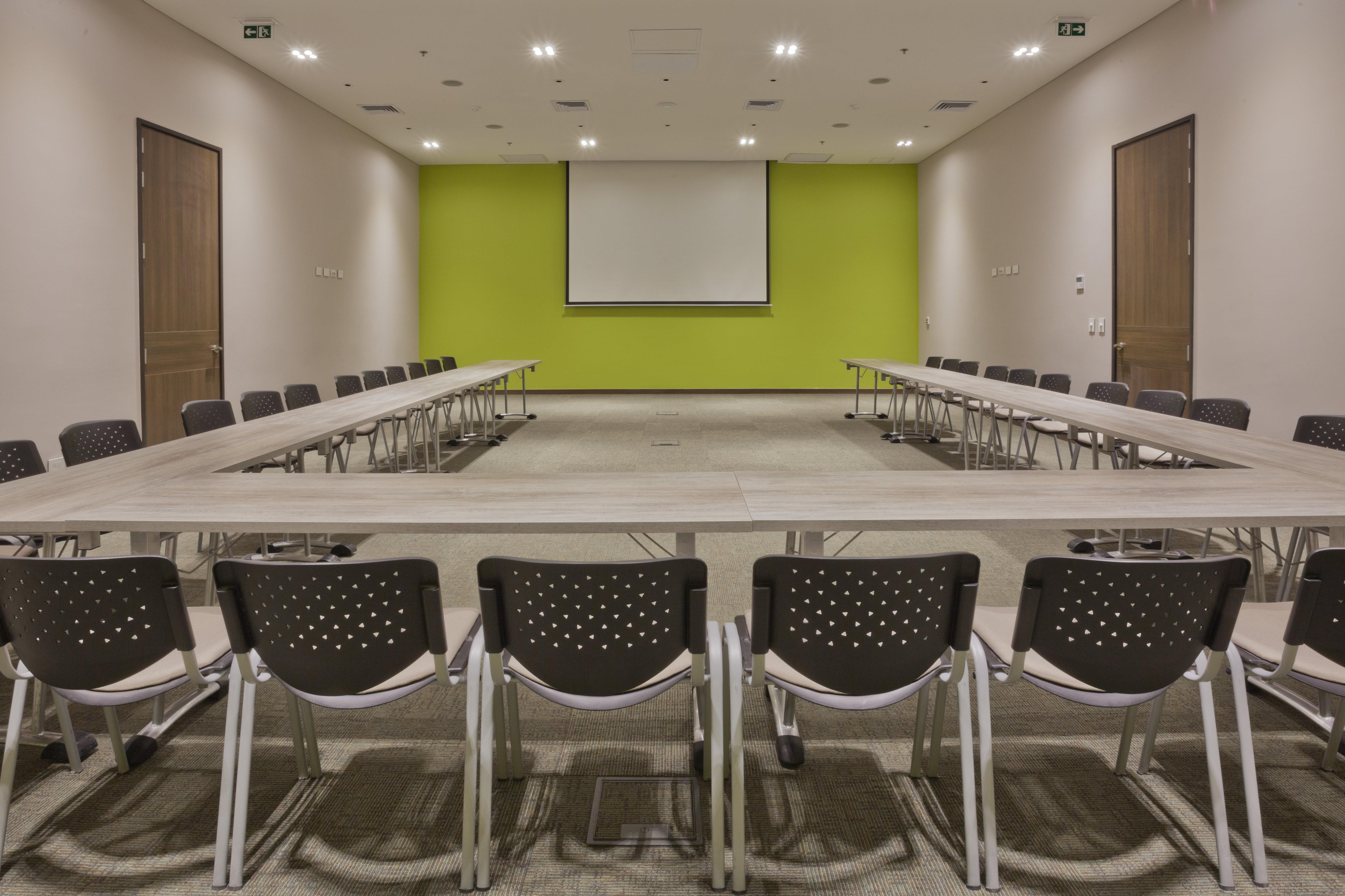 Holiday Inn Express Yopal By Ihg Exterior photo